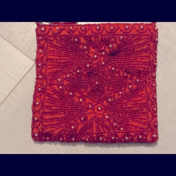 Red Beads Zipper Purse - Picture 6 of 8